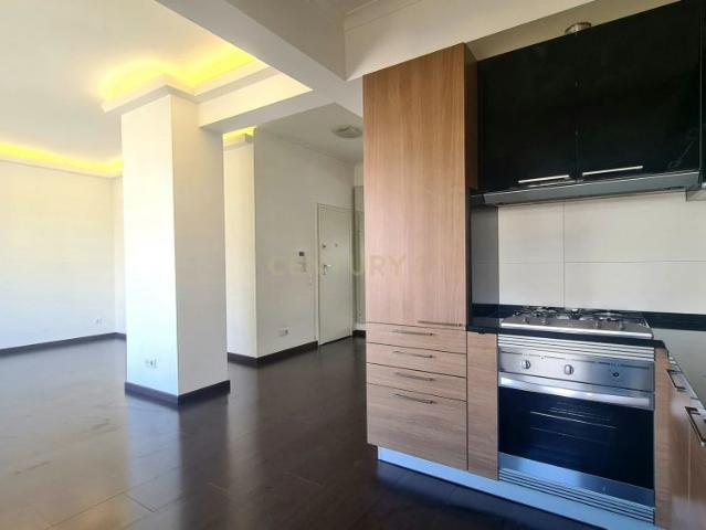 Apartamento Renovado T2 em Santa Clara, Lisboa