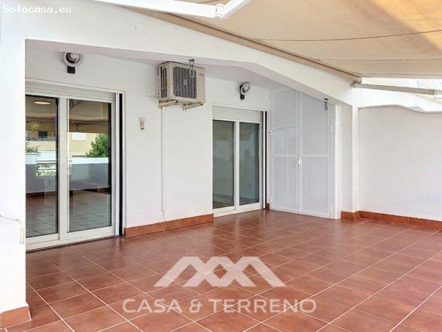 Apartamento Renovado con Vistas al Mar y Terraza Algarrobo Costa