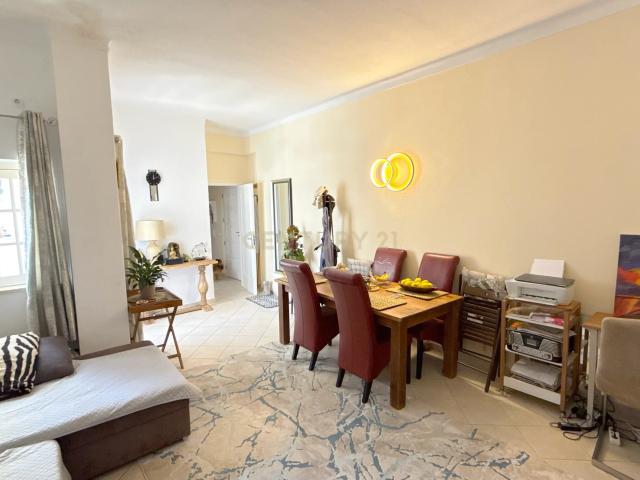 Apartamento Renovado em Porches, Lagoa 1 Quarto com Vista