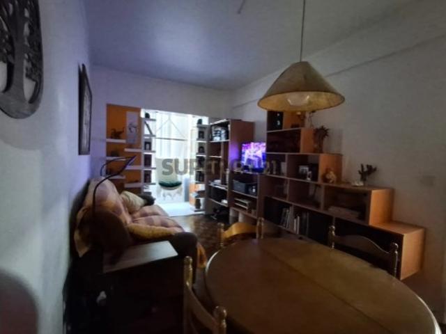 Apartamento Renovado em Seixal, Ideal para o Seu Novo Lar
