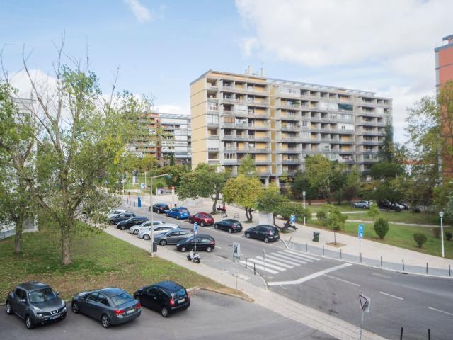 Apartamento Renovado nos Olivais, Lisboa