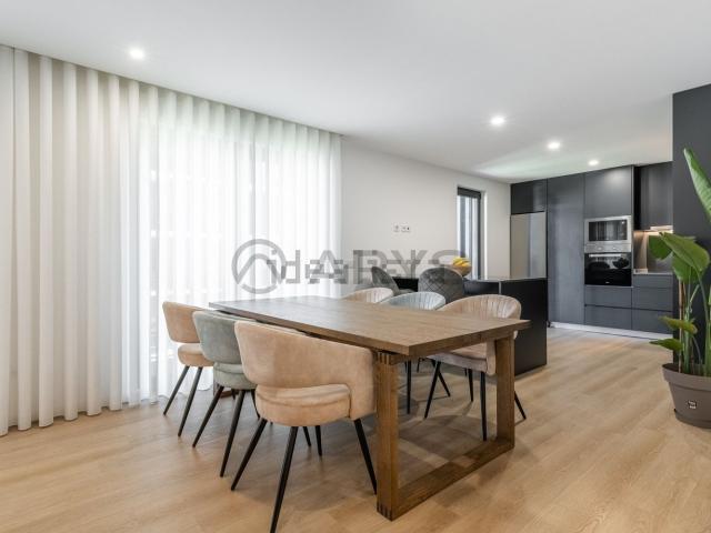Apartamento, Real Dume Semelhe