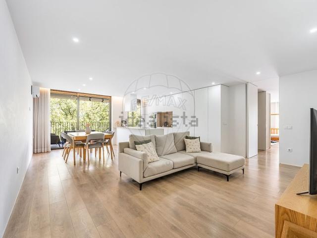 Apartamento, Real Dume Semelhe