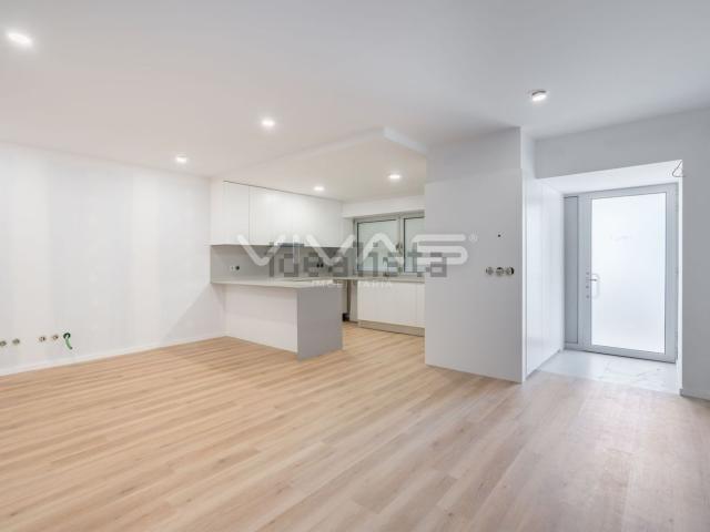 Apartamento, Real Dume Semelhe
