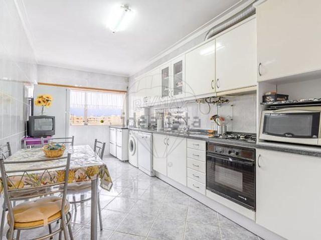 Apartamento, Real Dume Semelhe