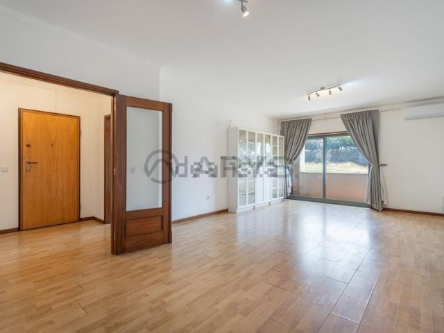 Apartamento, Real Dume Semelhe