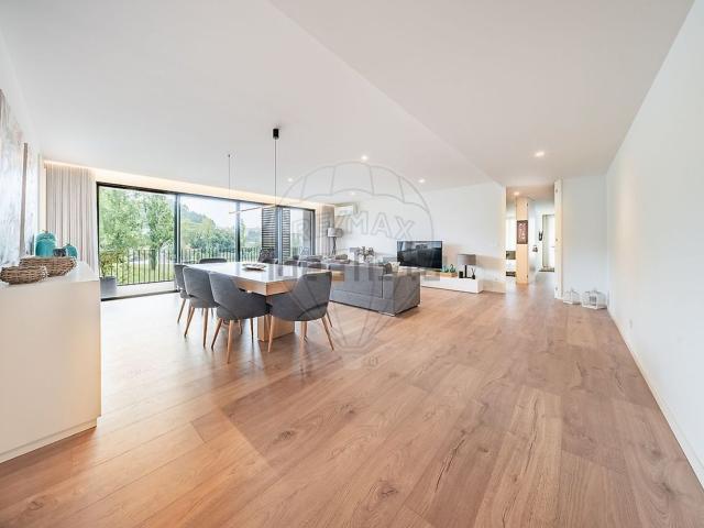 Apartamento, Real Dume Semelhe