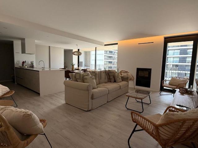 Apartamento, Real Dume Semelhe