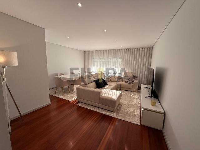 Apartamento, Rebordosa