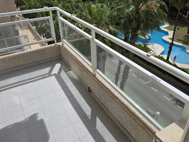 Apartamento recién reformado con vistas al mar en Dehesa de Campoamor
