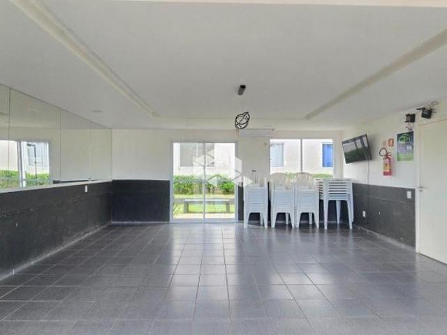 Apartamento reformado com 2 dormitórios e vaga de garagem na Restinga Porto Alegre