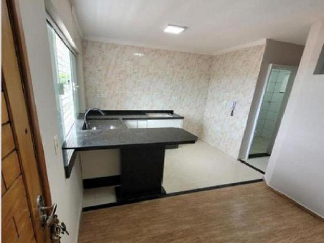 Apartamento reformado com 2 dormitórios uma vaga