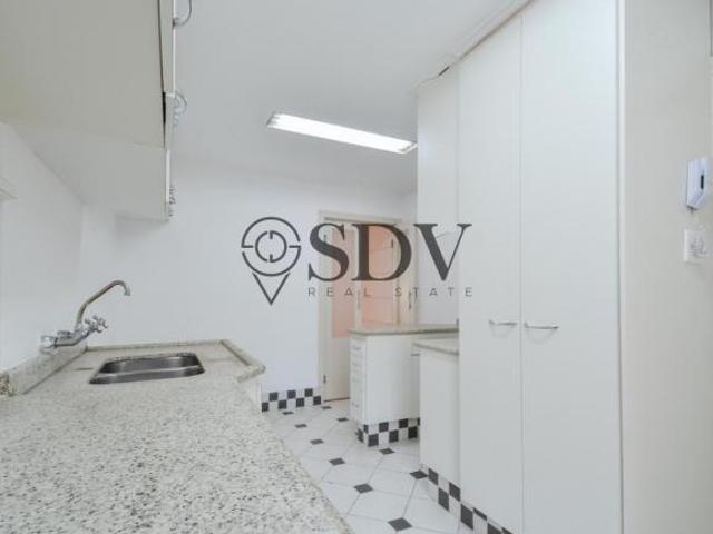Apartamento Reformado com 2 suítes 1 vaga em Higienópolis
