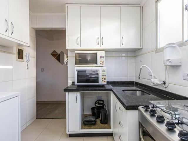 Apartamento Reformado com 3 Quartos e Vaga de Garagem no Boqueirão