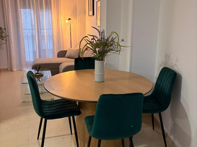 APARTAMENTO REFORMADO CON GARAJE