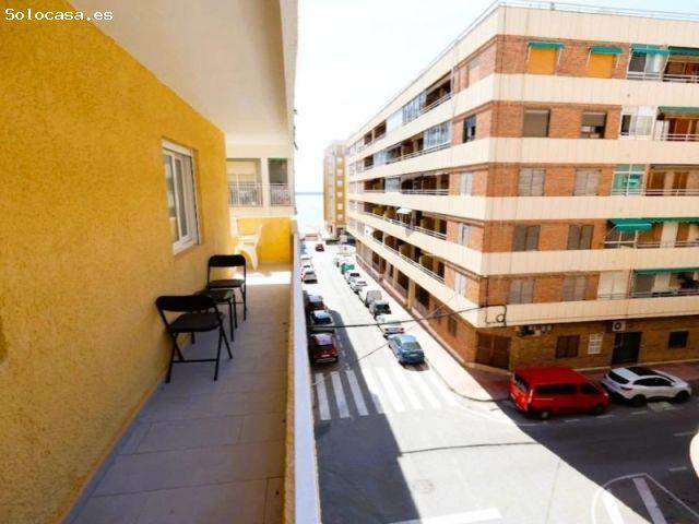 APARTAMENTO REFORMADO CON VISTAS AL MAR A SOLO 100 M DE LA PLAYA