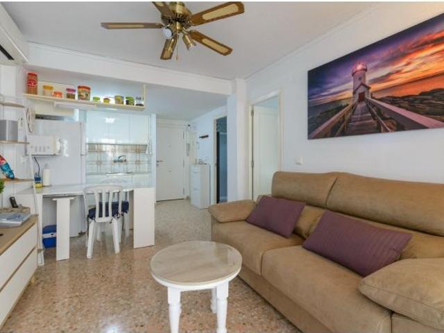 Apartamento Reformado a 100 m de la Playa en Bellreguard – Oportunidad Única