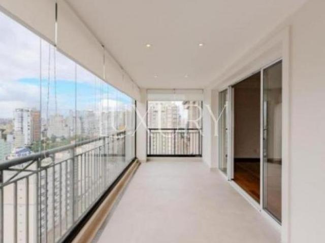 Apartamento Reformado à venda para Investidor está alugado no Paraíso, 185 m², 3 suítes, 4 vagas