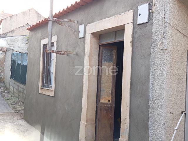 Apartamento reformado de 3 quartos em Amiais de Baixo