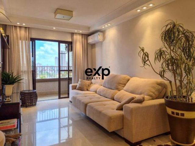 Apartamento reformado de 116 m² com planejados e vista no bairro São Judas