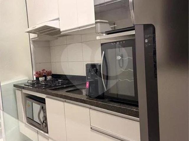Apartamento Reformado e Semi Mobiliado no Guaíra | Condomínio Clube | 57 m²