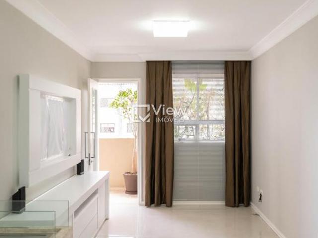 Apartamento Reformado Em Andar Alto com Sacada e H