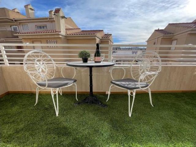 Apartamento Reformado en Calas Blancas con piscina y aparcamiento al Lado del Mar!