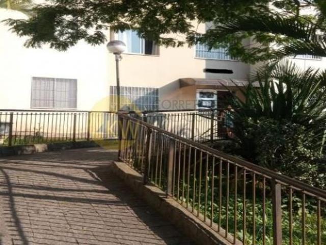Apartamento reformado nações unidas quarto andar com 65m2 bom negócio 270.000,00, agente sua visita