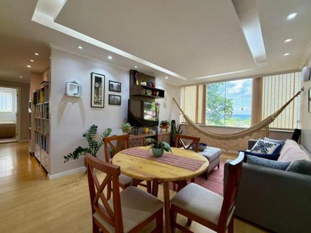 Apartamento Reformado, Vazado e Nascente na SQN 406 | 3 Quartos com Hidromassagem e Vista Livre