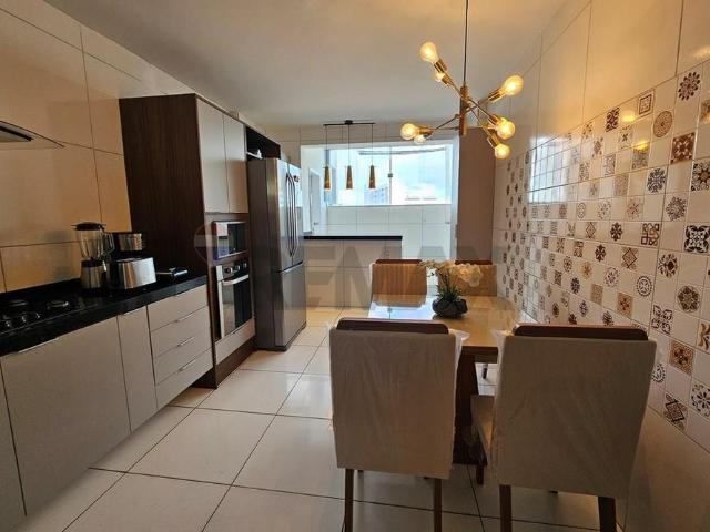 Apartamento reformado, vista mar, nascente, 3 quartos, 124m² em Boa Viagem