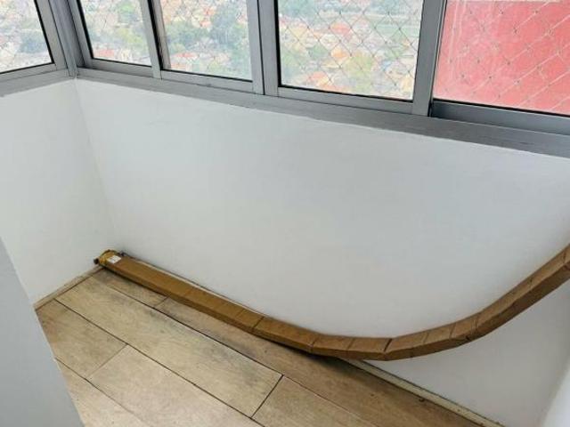 APARTAMENTO REPLETO DE ARMÁRIOS NO MELHOR DA VILA SANTA CATARINA