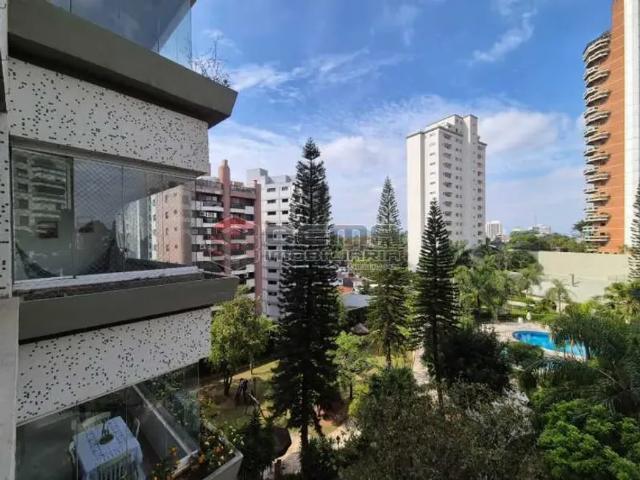 Apartamento: / Residencial / Água Fria