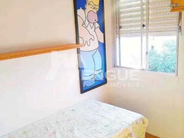 Apartamento residencial com 2 dormitórios e 1 vaga em condomínio à venda no bairro Sarandi em Porto