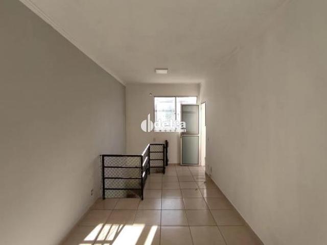 Apartamento residencial disponível para venda no bairro Copacabana em Uberlândia MG