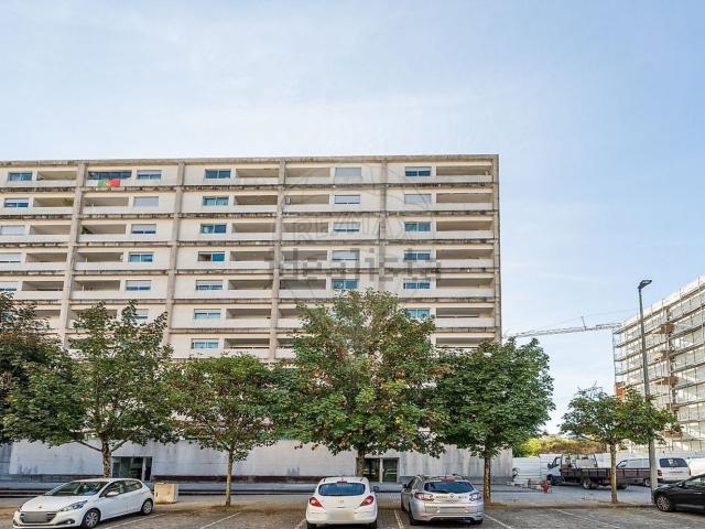 Apartamento, Ronfe