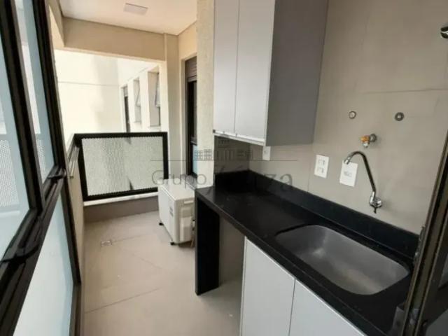 Apartamento Royal Park Condomínio Signature Royal Park 2 Dormitórios 68m²