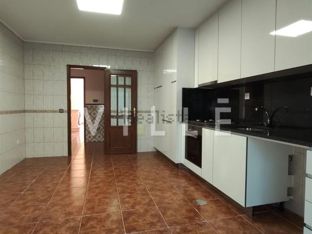 Apartamento, São João de Loure e Frossos