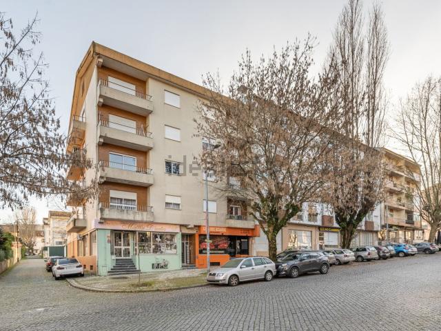 Apartamento, São José de São Lázaro e São João do Souto
