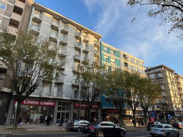 Apartamento, São José de São Lázaro e São João do Souto
