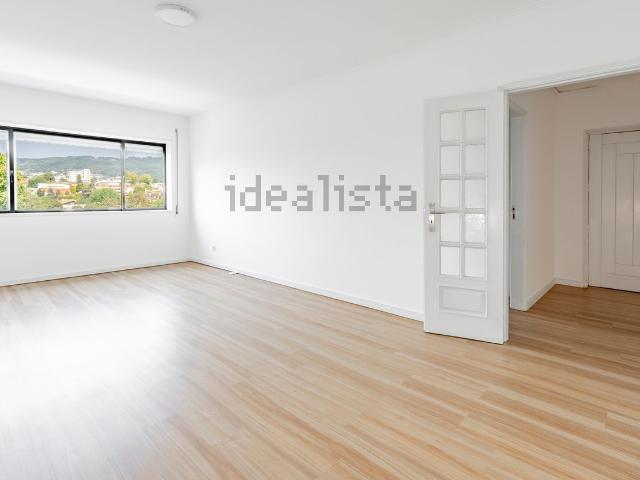 Apartamento, São José de São Lázaro e São João do Souto