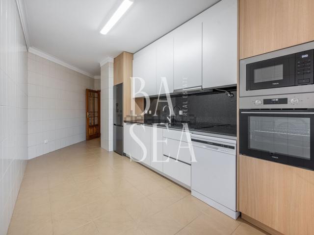 Apartamento, São José de São Lázaro e São João do Souto