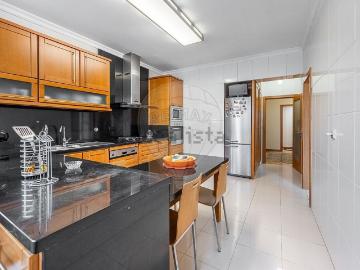 Apartamento, São José de São Lázaro e São João do Souto