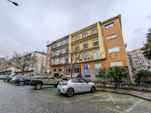 Apartamento, São José de São Lázaro e São João do Souto