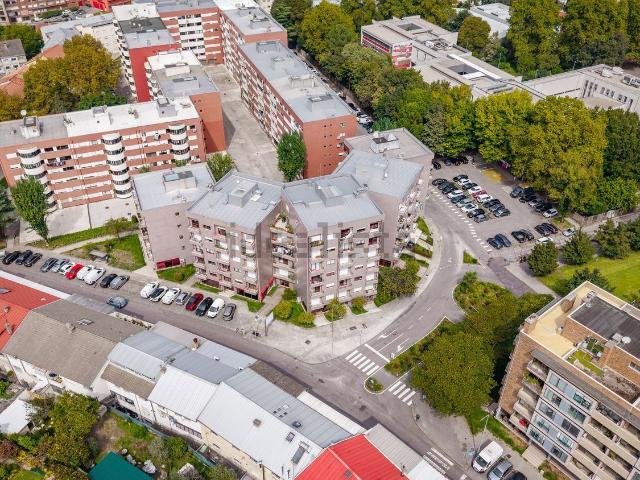 Apartamento, São José de São Lázaro e São João do Souto