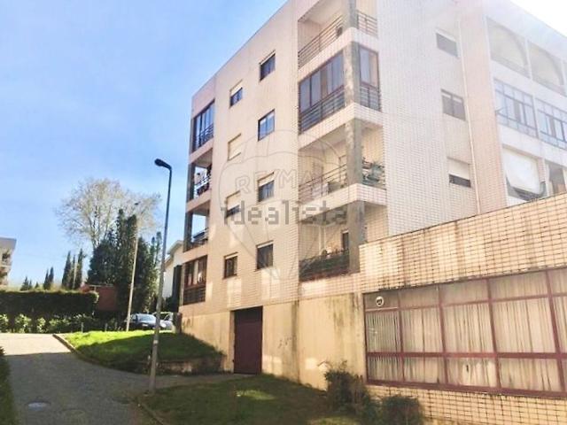 Apartamento, São José de São Lázaro e São João do Souto