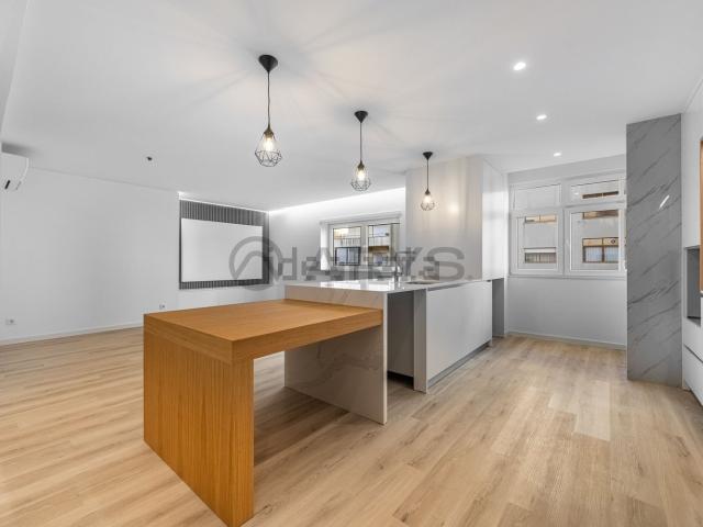 Apartamento, São José de São Lázaro e São João do Souto
