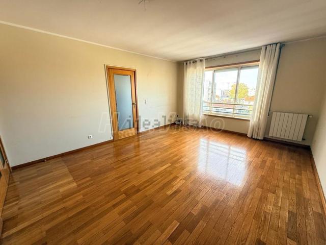 Apartamento, São Mamede de Infesta