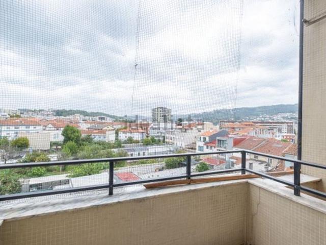 Apartamento, São Victor