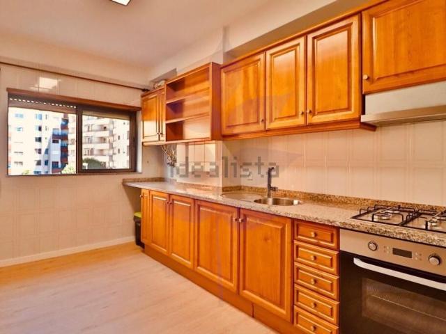 Apartamento, São Victor