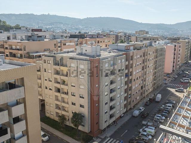 Apartamento, São Victor